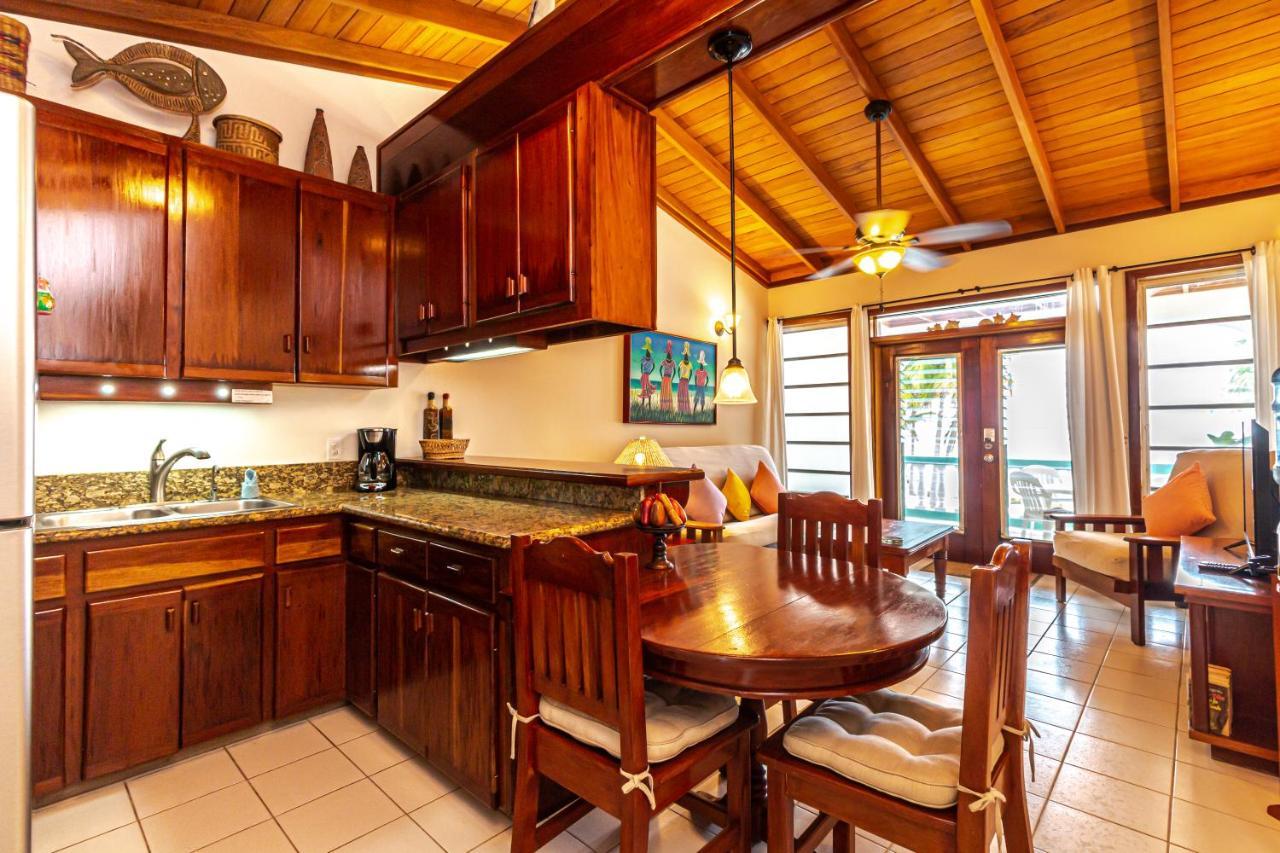 Coral Bay Villas 산페드로 외부 사진
