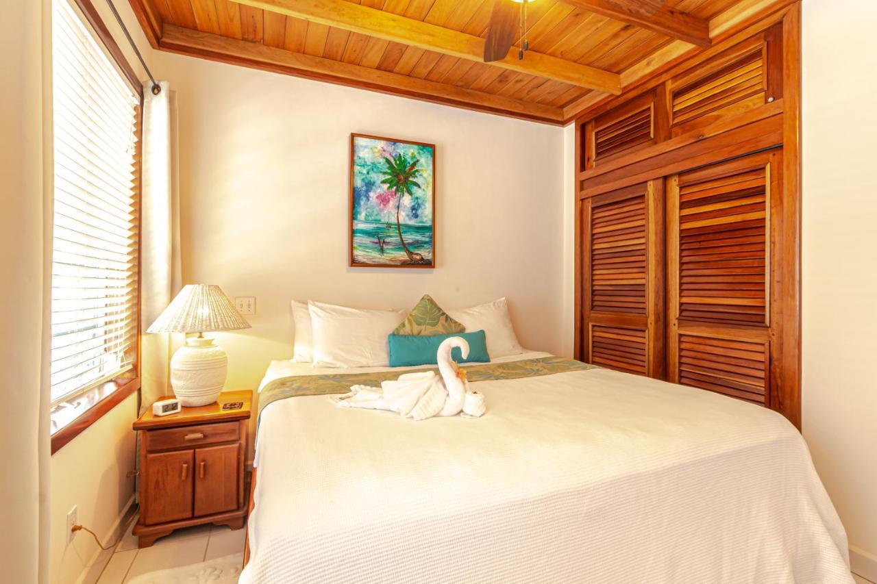 Coral Bay Villas 산페드로 외부 사진