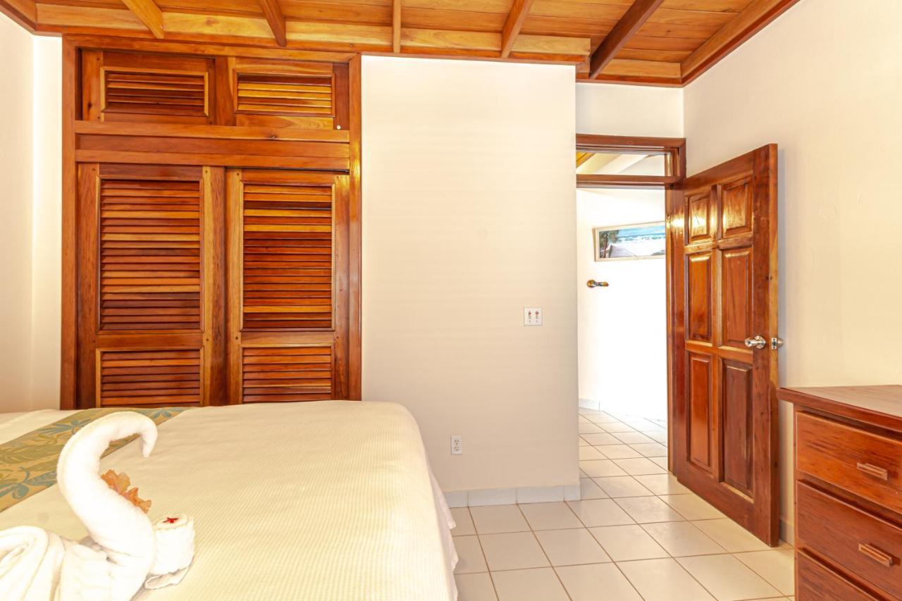 Coral Bay Villas 산페드로 외부 사진