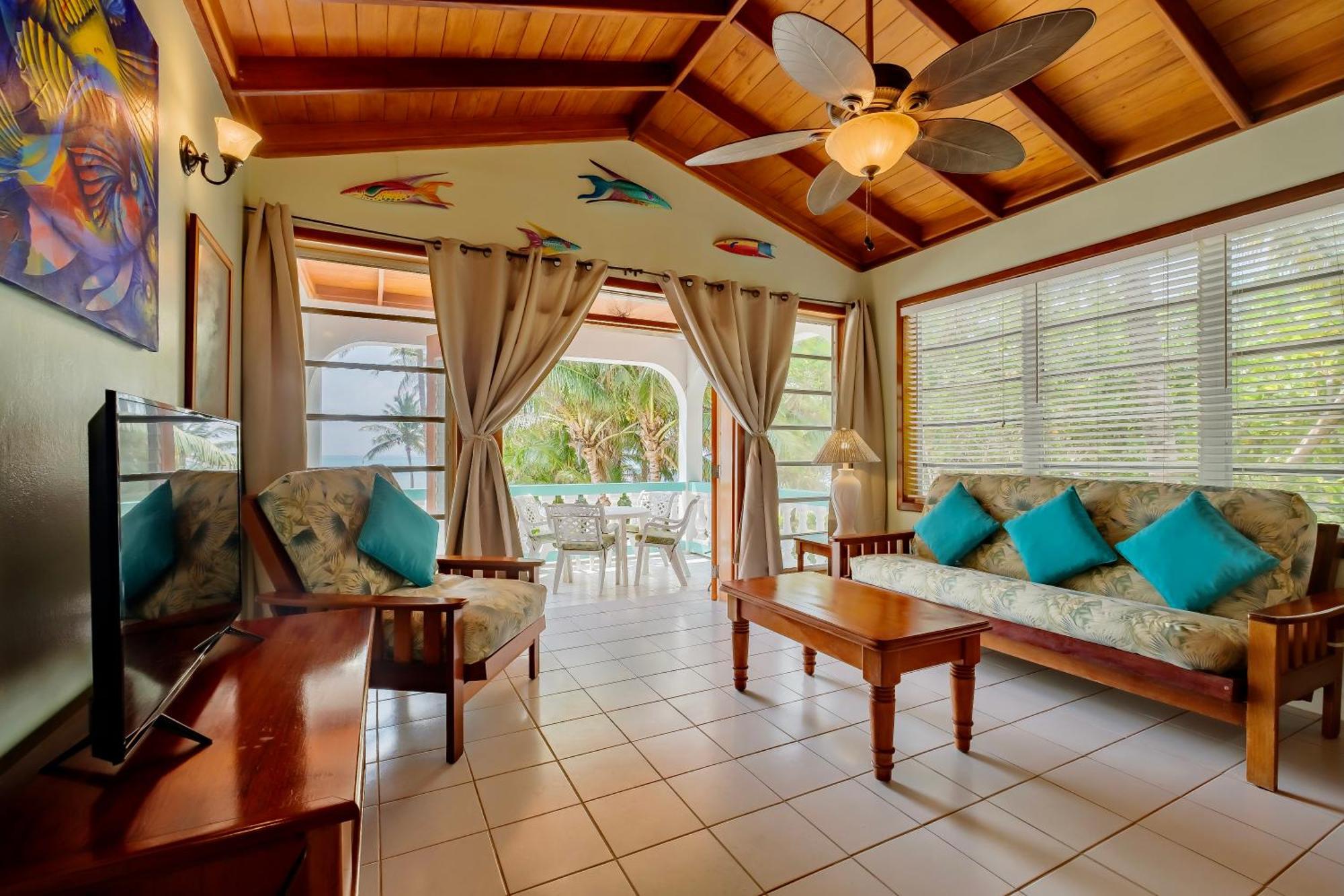 Coral Bay Villas 산페드로 외부 사진